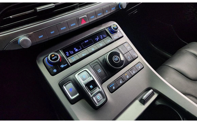 Hyundai Palisade Diesel 2.2 2WD Prestige - автомобили, коли, обяви за нови и употребявани 8