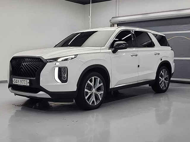 Hyundai Palisade Diesel 2.2 2WD Exclusive - автомобили, коли, обяви за нови и употребявани 0