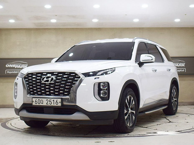 Hyundai Palisade Diesel 2.2 2WD Exclusive - автомобили, коли, обяви за нови и употребявани 0