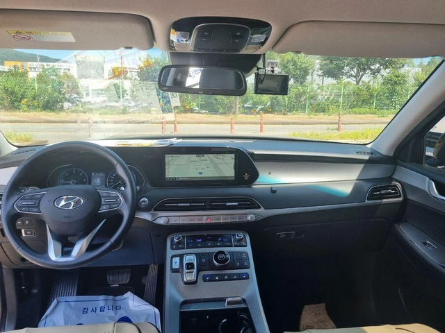 Hyundai Palisade Diesel 2.2 2WD Exclusive - автомобили, коли, обяви за нови и употребявани 6