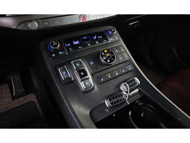 Hyundai Palisade Gasoline 3.8 4WD Prestige - автомобили, коли, обяви за нови и употребявани 8