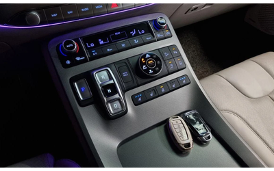 Hyundai Palisade Gasoline 3.8 4WD Prestige - автомобили, коли, обяви за нови и употребявани 8