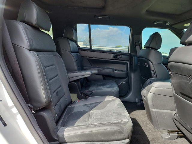 Hyundai SANTA 1.6L 4 Front-wheel Drive - автомобили, коли, обяви за нови и употребявани 11