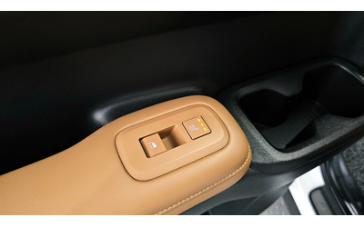 Hyundai Santa fe (MX5) HEV 1.6 Prestige Plus - автомобили, коли, обяви за нови и употребявани 14