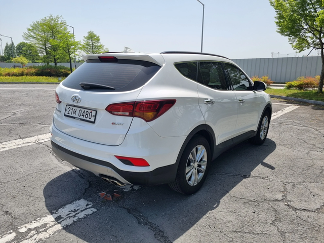 Hyundai Santa fe The Prime Diesel 2.2 4WD Premium - автомобили, коли, обяви за нови и употребявани 12