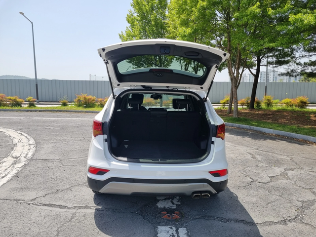 Hyundai Santa fe The Prime Diesel 2.2 4WD Premium - автомобили, коли, обяви за нови и употребявани 13