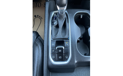 Hyundai Santa Fe - автомобили, коли, обяви за нови и употребявани 12