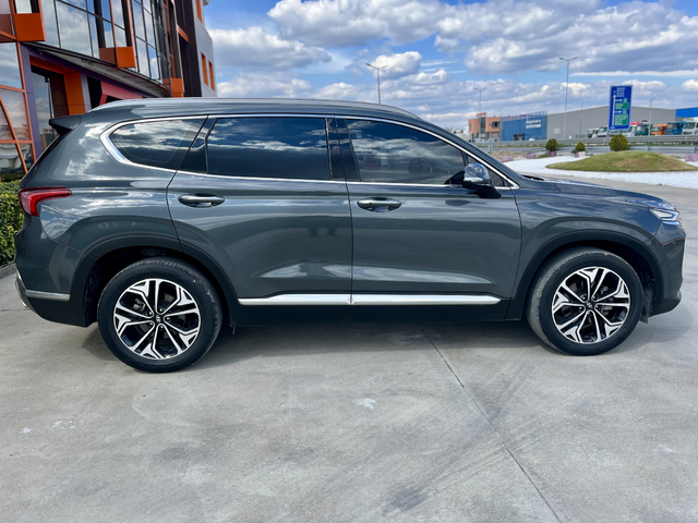 Hyundai Santa Fe - автомобили, коли, обяви за нови и употребявани 3