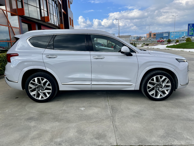 Hyundai Santa Fe - автомобили, коли, обяви за нови и употребявани 3