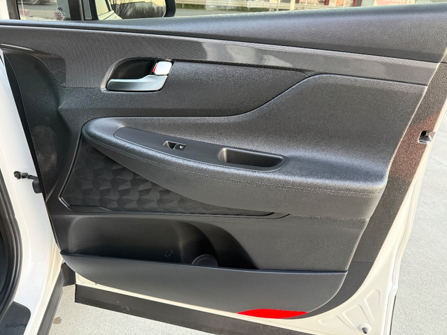 Hyundai Santa Fe - автомобили, коли, обяви за нови и употребявани 17