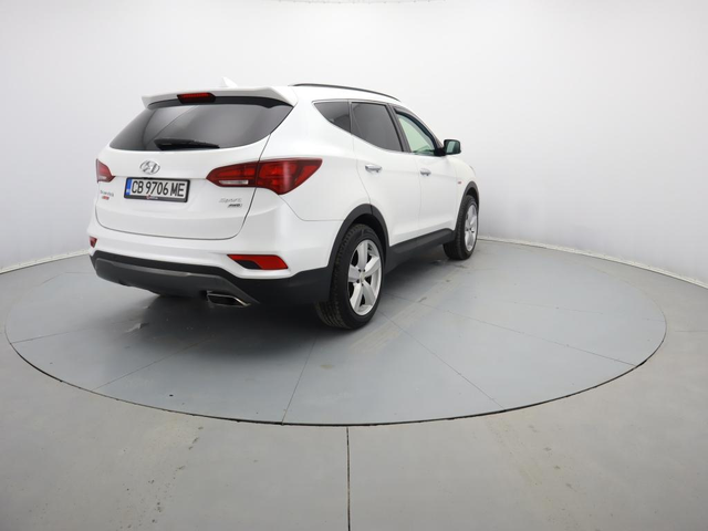 Hyundai Santa Fe - автомобили, коли, обяви за нови и употребявани 17