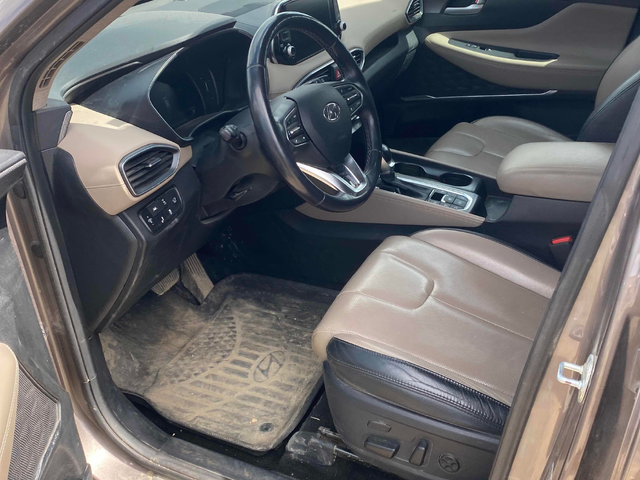Hyundai Santa fe 2.0L 4cyl AWD - автомобили, коли, обяви за нови и употребявани 4