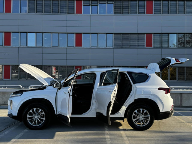 Hyundai Santa fe 2.2 4WD 8 скорости Реална 2021г - автомобили, коли, обяви за нови и употребявани 7