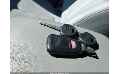 Hyundai Santa fe 2.7L V-6 DOHC, VVT, 185HP Front Wheel Drive - автомобили, коли, обяви за нови и употребявани 10