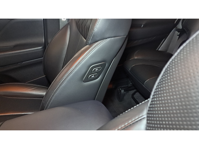 Hyundai Santa Fe - автомобили, коли, обяви за нови и употребявани 22