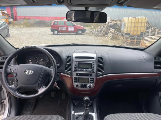 Hyundai Santa fe 2.2CRDi-150к.с/ 4х4/ 6скорости/ Климатроник/Италия - автомобили, коли, обяви за нови и употребявани 14