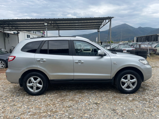 Hyundai Santa fe 2.2CRDi-150к.с/ 4х4/ 6скорости/ Климатроник/Италия - автомобили, коли, обяви за нови и употребявани 3
