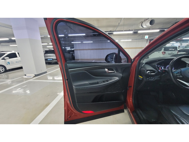 Hyundai Santa Fe - автомобили, коли, обяви за нови и употребявани 8