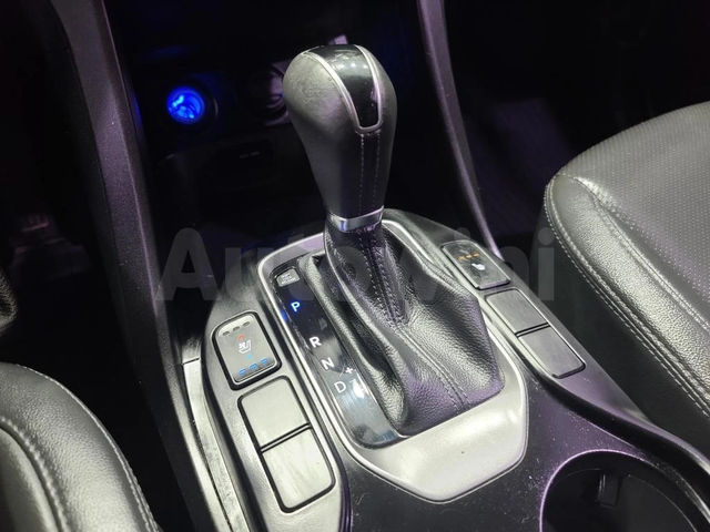 Hyundai Santa fe - автомобили, коли, обяви за нови и употребявани 12