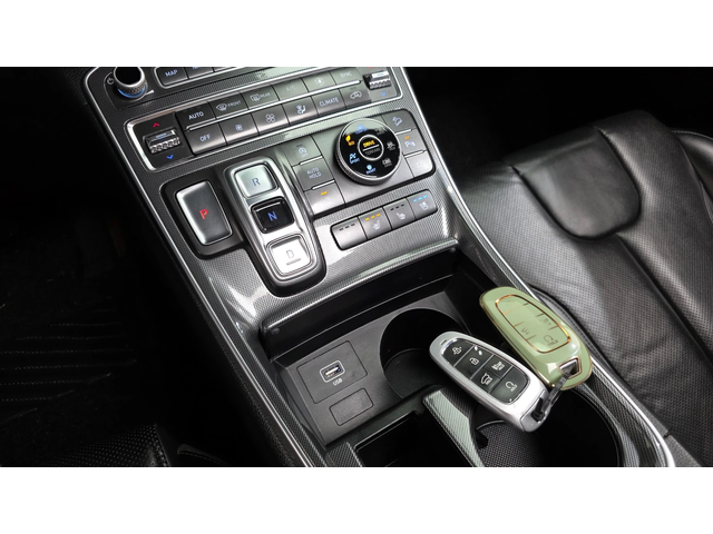 Hyundai Santa fe 2.2 4WD PREMIUM CHOICE autogeorge.com - автомобили, коли, обяви за нови и употребявани 7