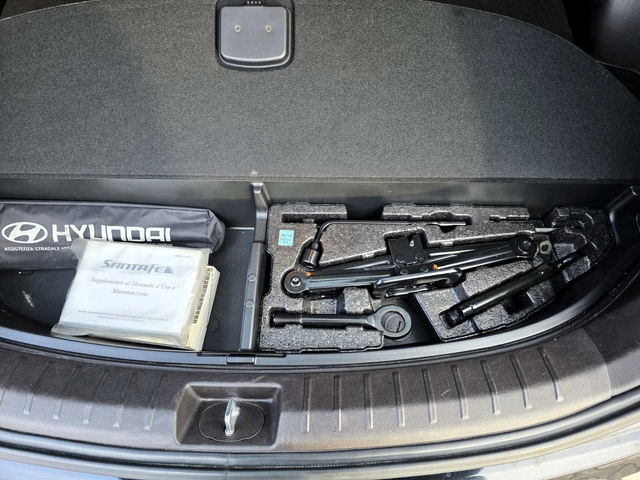 Hyundai Santa fe 2.2crdi/4WD/Automatic/Style - автомобили, коли, обяви за нови и употребявани 14