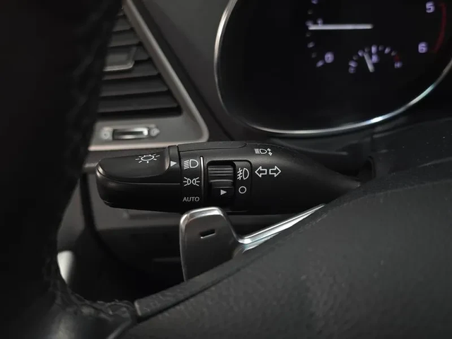 Hyundai Santa fe 2.2 4Wd Exclusive - автомобили, коли, обяви за нови и употребявани 16