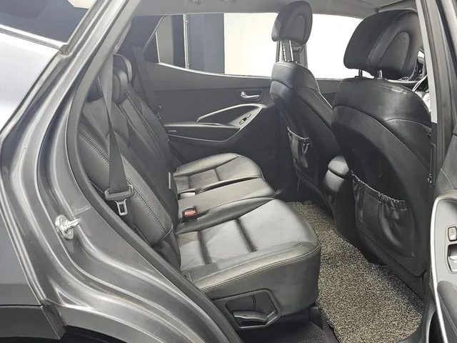 Hyundai Santa fe 2.0 4Wd Premium - автомобили, коли, обяви за нови и употребявани 11