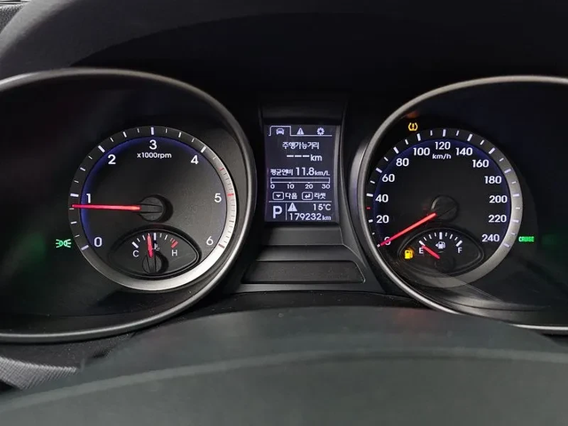 Hyundai Santa fe 2.0 4Wd Premium - автомобили, коли, обяви за нови и употребявани 15