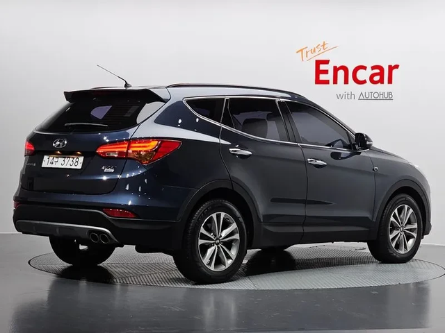 Hyundai Santa fe 2.0 4Wd Premium - автомобили, коли, обяви за нови и употребявани 3