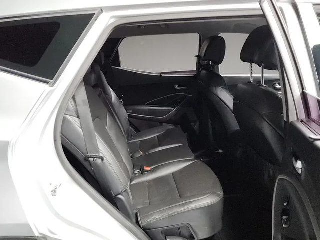 Hyundai Santa fe Diesel 2.0 4Wd Premium - автомобили, коли, обяви за нови и употребявани 11