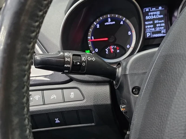 Hyundai Santa fe 2.0 CRDi 4Wd Premium - автомобили, коли, обяви за нови и употребявани 16