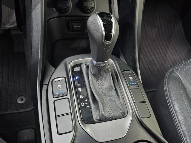 Hyundai Santa fe 2.0 CRDi 4Wd Premium - автомобили, коли, обяви за нови и употребявани 8