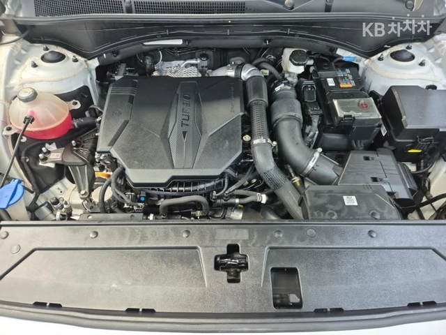 Hyundai Santa fe 2.5T 2WD - автомобили, коли, обяви за нови и употребявани 4