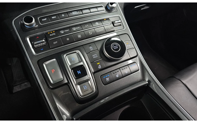 Hyundai Santa fe Diesel 2.2 2Wd - автомобили, коли, обяви за нови и употребявани 7