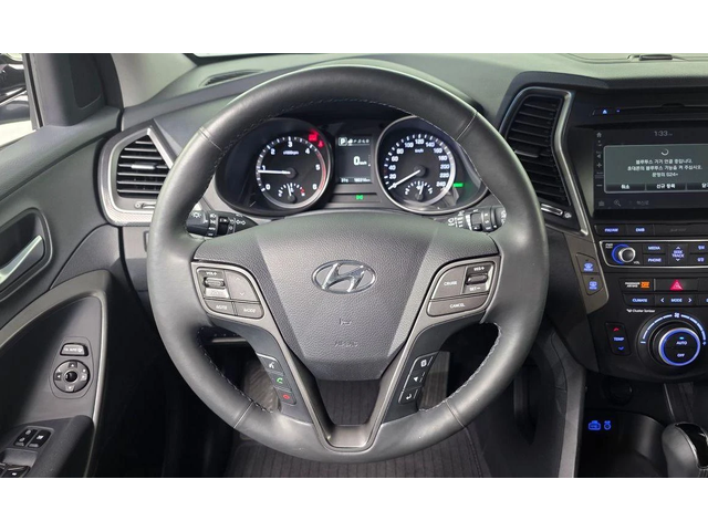 Hyundai Santa fe Diesel 2.0 2WD Premium * НАЙ-ДОБРА ЦЕНА В БЪЛГАРИЯ - автомобили, коли, обяви за нови и употребявани 13