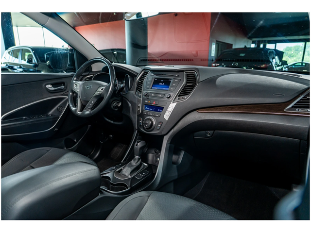 Hyundai Santa Hyundai Santa fe  - автомобили, коли, обяви за нови и употребявани 29