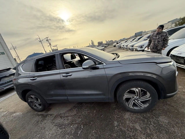 Hyundai Santa fe 2.2 CRDI 4x4  - ОЧАКВАН ВНОС - автомобили, коли, обяви за нови и употребявани 2