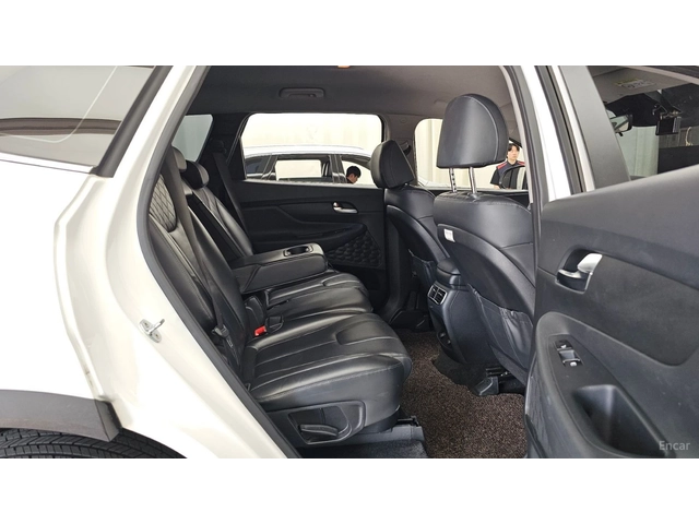 Hyundai Santa fe Premium* 2.2D* ПОДГРЕВ* ОБДУХВАНЕ* КАМЕРА* - автомобили, коли, обяви за нови и употребявани 9