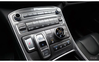 Hyundai Santa fe Hybrid 1.6 4WD - автомобили, коли, обяви за нови и употребявани 8