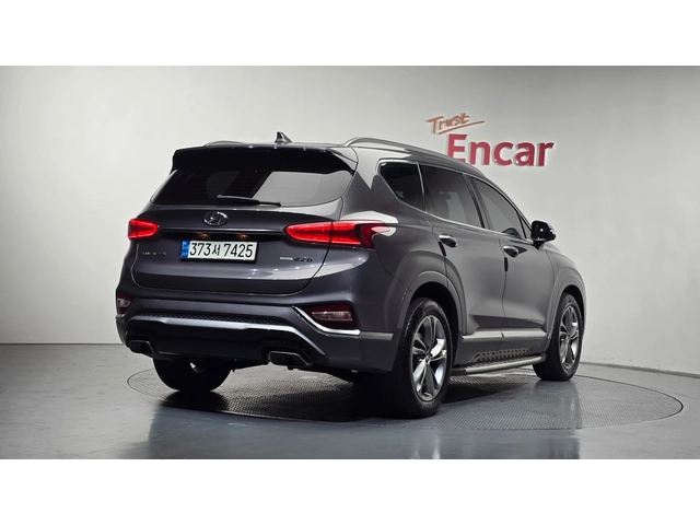 Hyundai Santa fe 2.2 CRDi 4WD Inspiration - автомобили, коли, обяви за нови и употребявани 1
