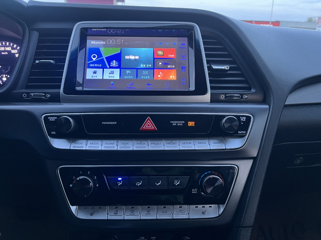 Hyundai Sonata - автомобили, коли, обяви за нови и употребявани 11