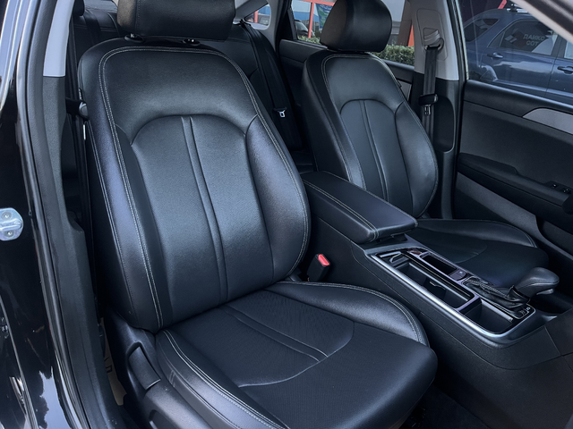 Hyundai Sonata - автомобили, коли, обяви за нови и употребявани 13