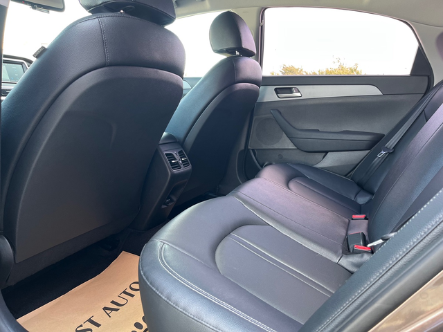 Hyundai Sonata - автомобили, коли, обяви за нови и употребявани 14