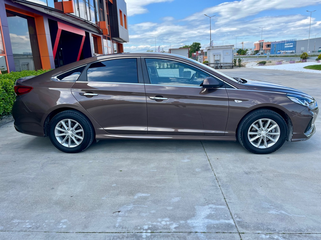 Hyundai Sonata - автомобили, коли, обяви за нови и употребявани 3