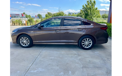Hyundai Sonata - автомобили, коли, обяви за нови и употребявани 7
