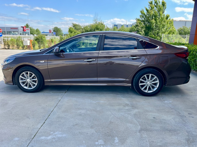 Hyundai Sonata - автомобили, коли, обяви за нови и употребявани 7