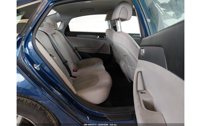 Hyundai Sonata 2.4L I-4 DI, DOHC, VVT, 185HP Front Wheel Drive - автомобили, коли, обяви за нови и употребявани 7