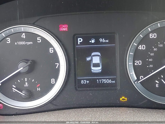 Hyundai Sonata 2.4L I-4 DI, DOHC, VVT, 185HP Front Wheel Drive - автомобили, коли, обяви за нови и употребявани 14