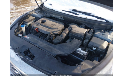 Hyundai Sonata 2.4L I-4 DI, DOHC, VVT, 185HP Front Wheel Drive - автомобили, коли, обяви за нови и употребявани 9
