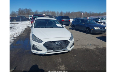 Hyundai Sonata 2.4L I-4 DI, DOHC, VVT, 185HP Front Wheel Drive - автомобили, коли, обяви за нови и употребявани 10